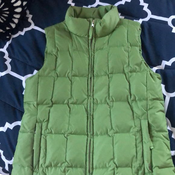 Gap Green Puffer Vest - Picture 7 of 8